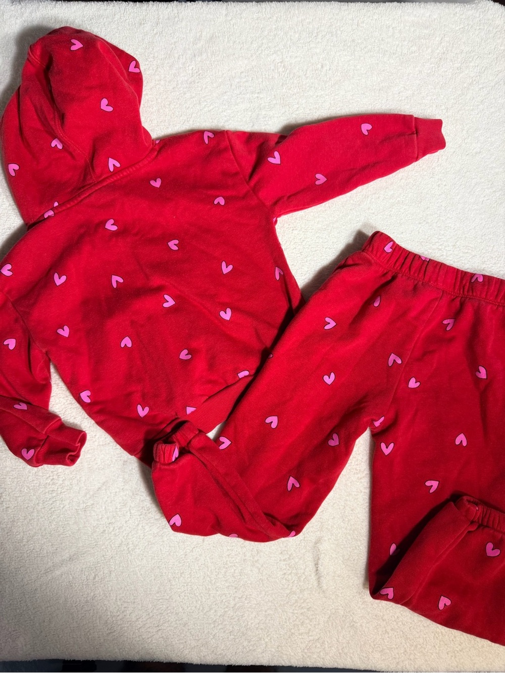 GAP Red Heart Print Hoodie & Jogger Set | Size 4 | Cute Heart Outfit ❤️ - Picture 3 of 7